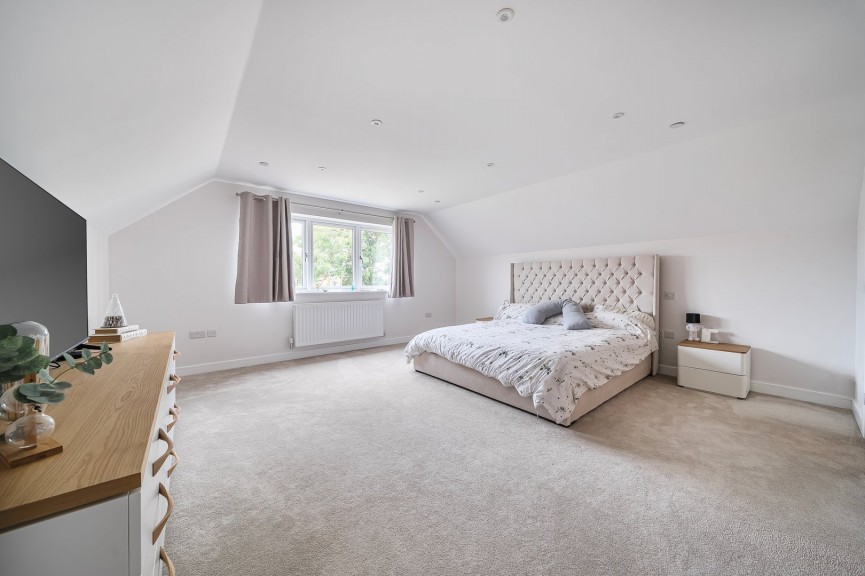 4 bedroom House for Sale Lower Stondon, Henlow, Bedfordshire