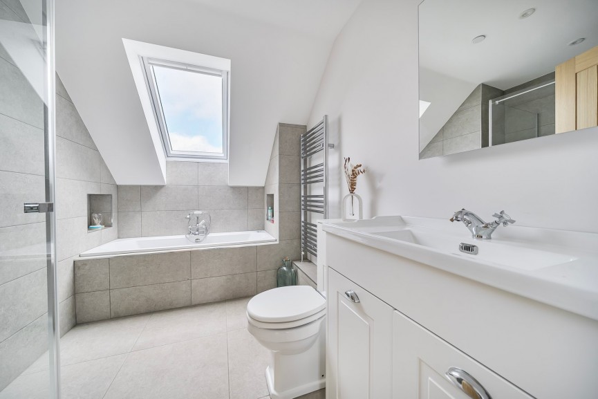 4 bedroom House for Sale Lower Stondon, Henlow, Bedfordshire