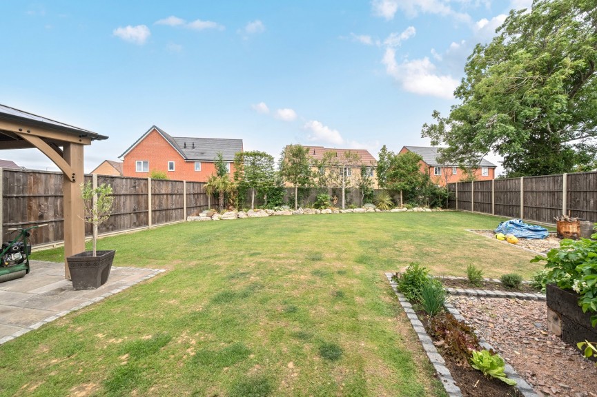 4 bedroom House for Sale Lower Stondon, Henlow, Bedfordshire