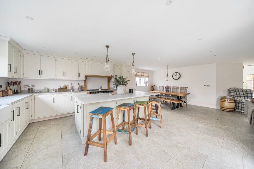 4 bedroom House for Sale Lower Stondon, Henlow, Bedfordshire