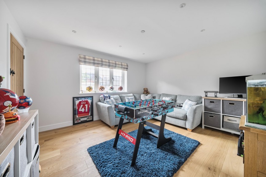 4 bedroom House for Sale Lower Stondon, Henlow, Bedfordshire