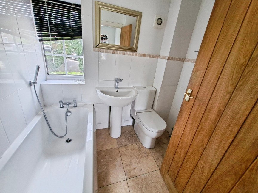 3 bedroom House for Sale Chantry Lane, Hatfield, Hertfordshire
