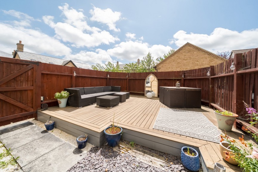 4 bedroom House for Sale Dickens Boulevard, Fairfield, Bedfordshire