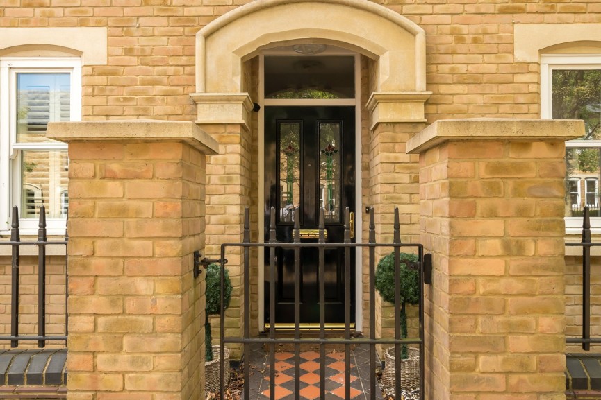 4 bedroom House for Sale Dickens Boulevard, Fairfield, Bedfordshire