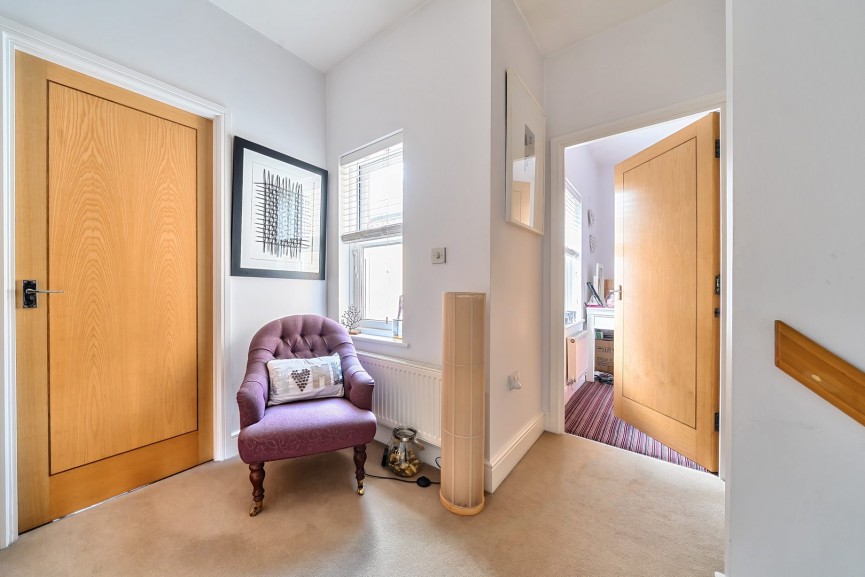 4 bedroom House for Sale Dickens Boulevard, Fairfield, Bedfordshire