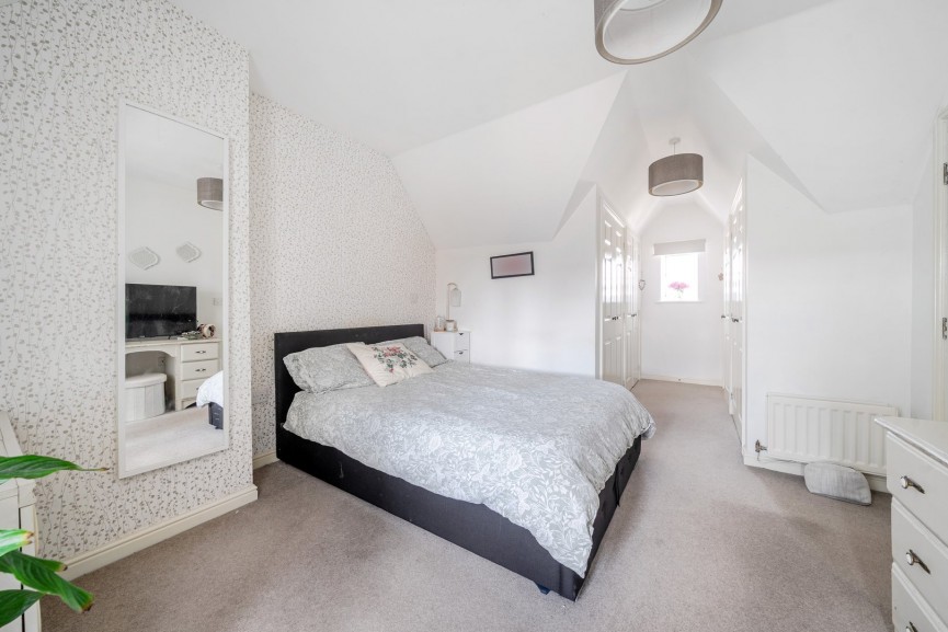 3 bedroom House for Sale The Dairy, Henlow, Bedfordshire