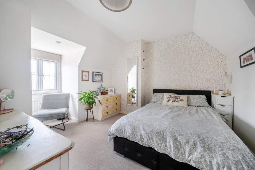 3 bedroom House for Sale The Dairy, Henlow, Bedfordshire