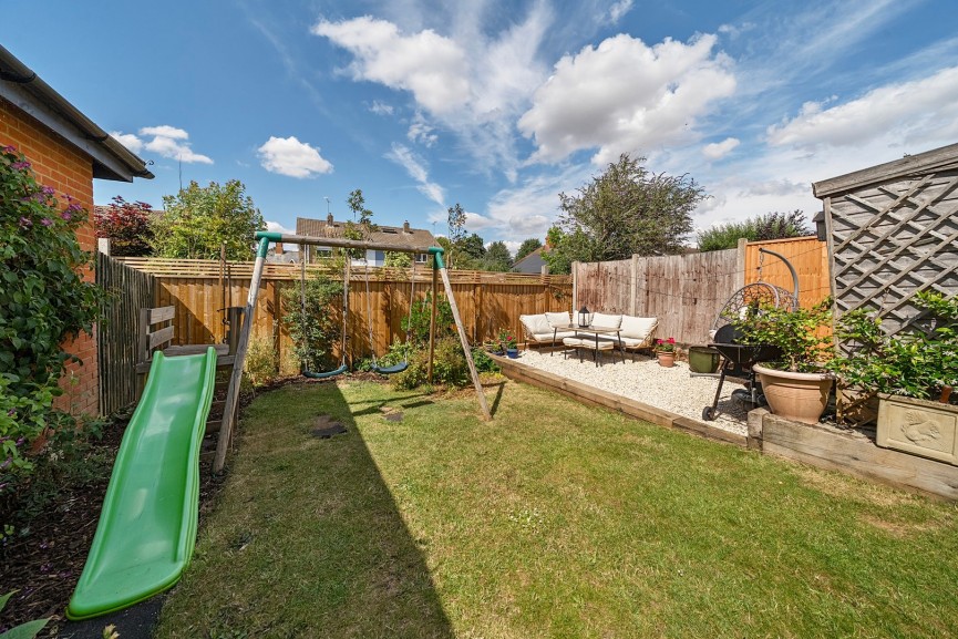 3 bedroom House for Sale The Dairy, Henlow, Bedfordshire