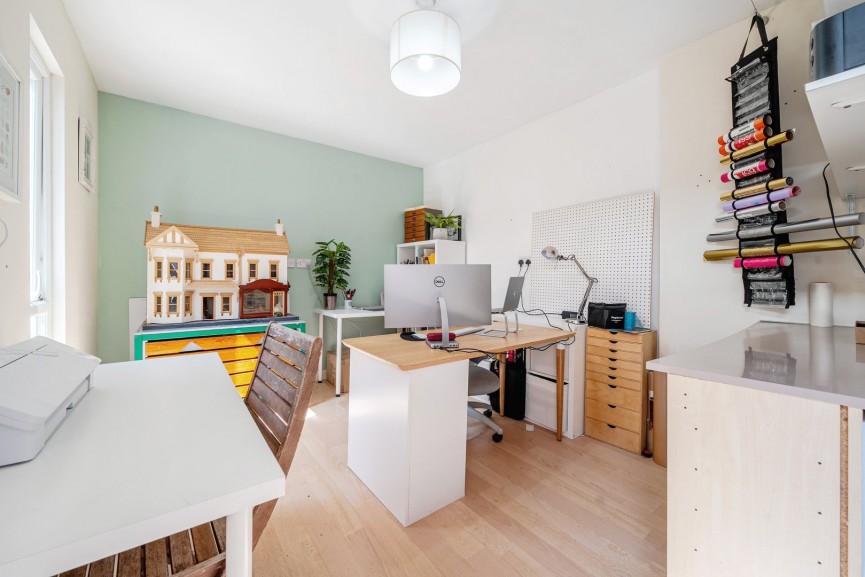 3 bedroom House for Sale The Dairy, Henlow, Bedfordshire