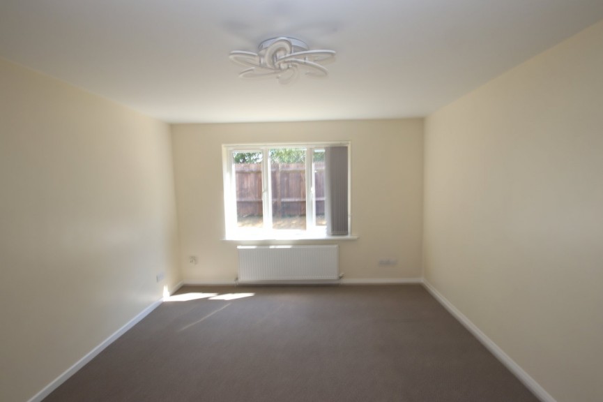 2 bedroom Flat for Letting High Street, FLITWICK, Bedfordshire