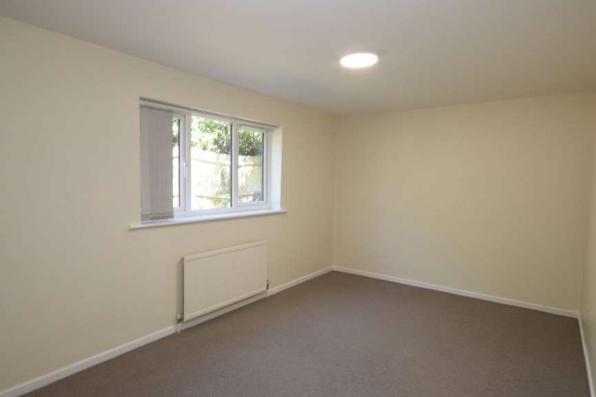 2 bedroom Flat for Letting High Street, FLITWICK, Bedfordshire