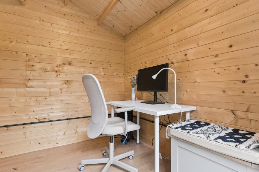 2 bedroom House for Sale Trevor Road, Hitchin, Hertfordshire
