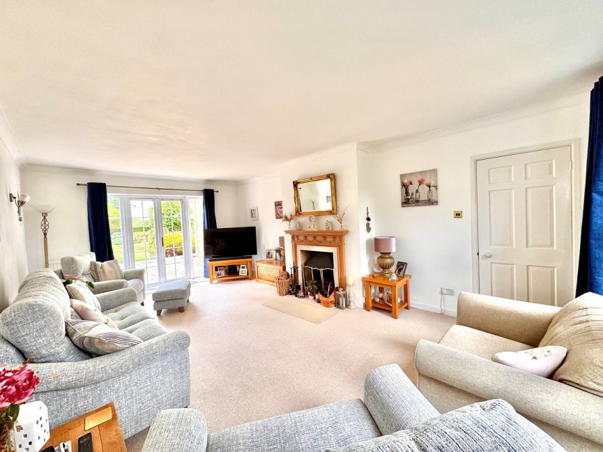 4 bedroom House for Sale Steeple Morden, Royston, Cambridgeshire