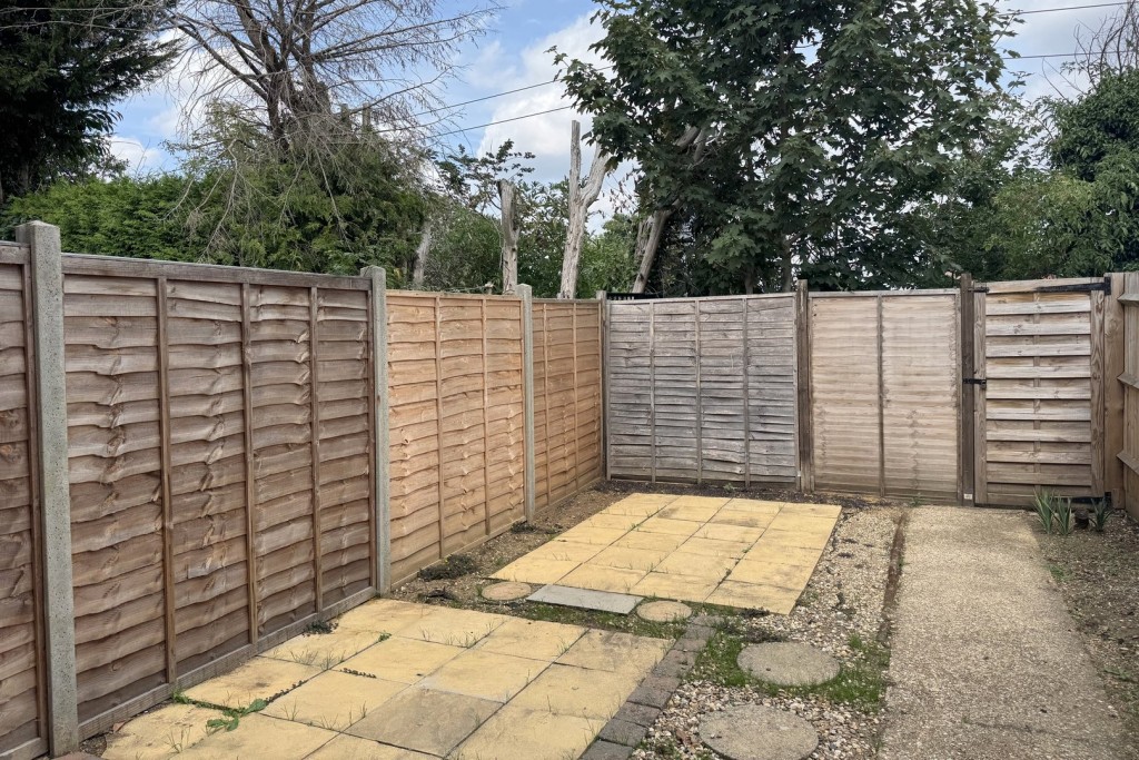 Dunstable Close, Flitwick, Bedfordshire