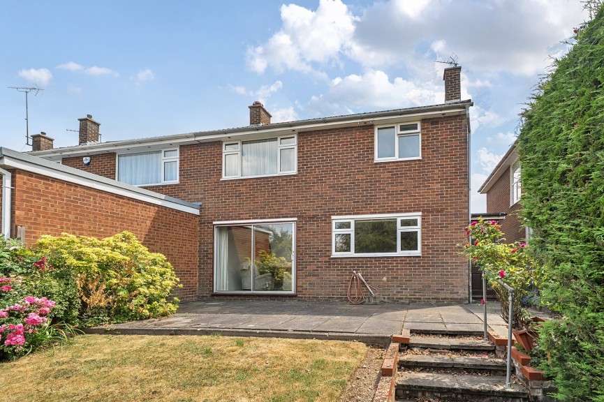 3 bedroom House for Sale Brian Road, Harlington, Bedfordshire