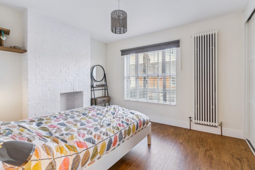 3 bedroom House for Sale Lancaster Road, Hitchin, Hertfordshire