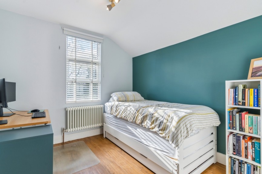3 bedroom House for Sale Lancaster Road, Hitchin, Hertfordshire