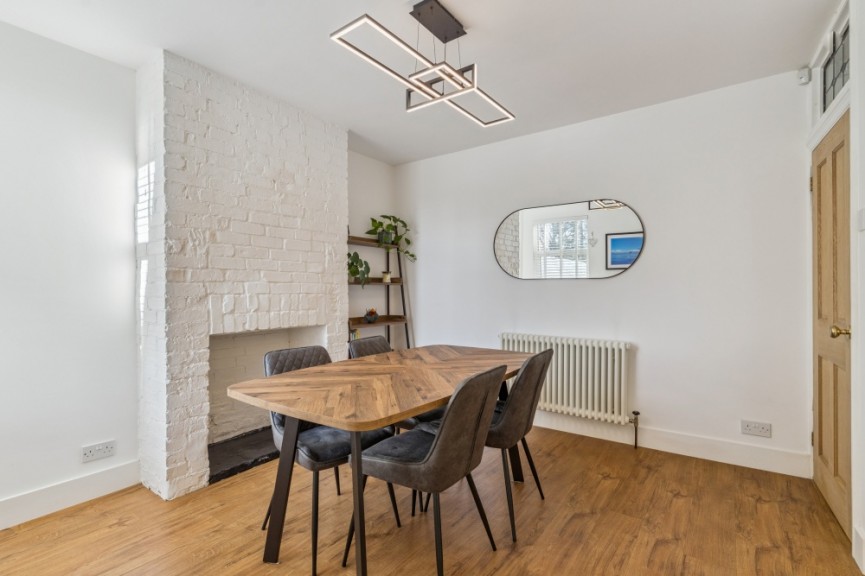 3 bedroom House for Sale Lancaster Road, Hitchin, Hertfordshire