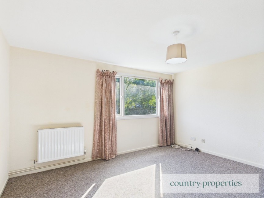 2 bedroom Flat for Sale Codicote, Hitchin, Hertfordshire
