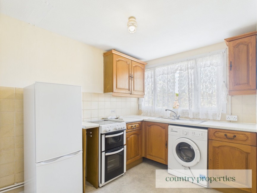 2 bedroom Flat for Sale Codicote, Hitchin, Hertfordshire