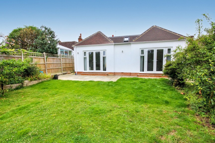 3 bedroom Bungalow for Sale The Meads, Letchworth Garden City, Hertfordshire