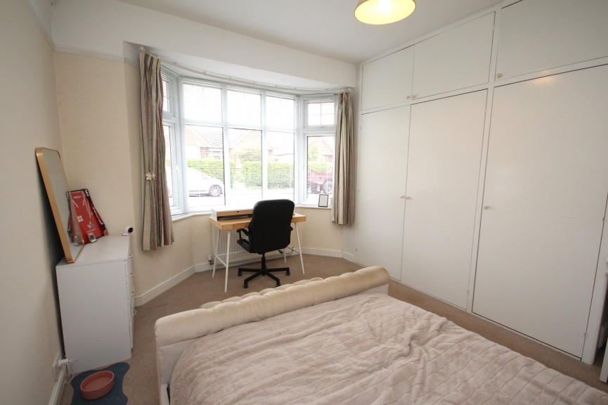 3 bedroom Bungalow for Sale The Meads, Letchworth Garden City, Hertfordshire