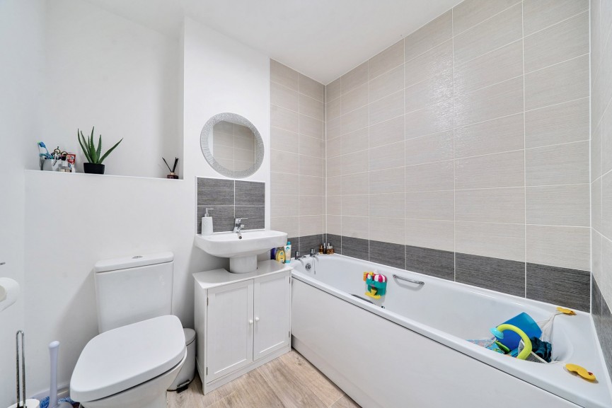 5 bedroom House for Sale Victoria Grove, Flitwick, Bedfordshire