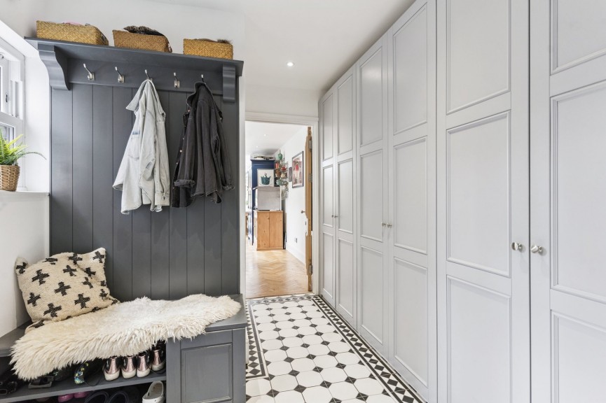 4 bedroom House for Sale Bedford Road, Hitchin, Hertfordshire