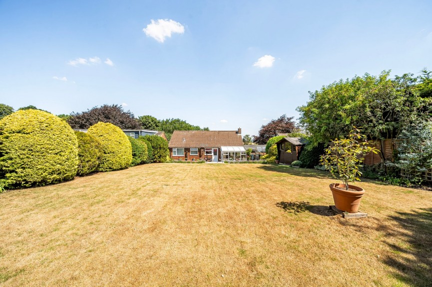 4 bedroom House for Sale Warren Close, Toddington, Bedfordshire