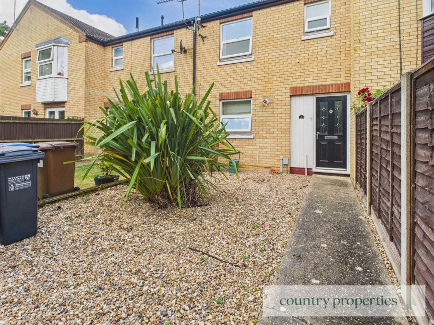 2 bedroom House for Sale Bassingburn Walk, Welwyn Garden City, Hertfordshire