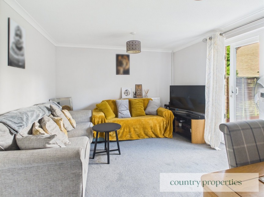 2 bedroom House for Sale Bassingburn Walk, Welwyn Garden City, Hertfordshire