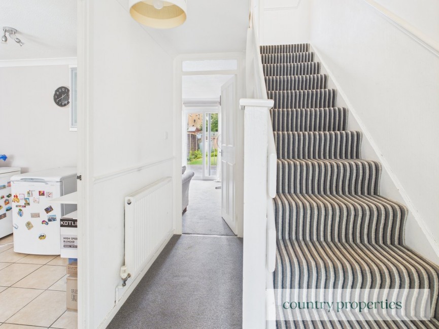 2 bedroom House for Sale Bassingburn Walk, Welwyn Garden City, Hertfordshire