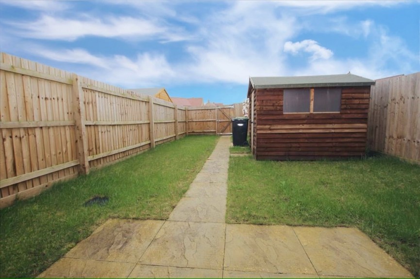 3 bedroom House for Letting Venus Avenue, Biggleswade, Bedfordshire