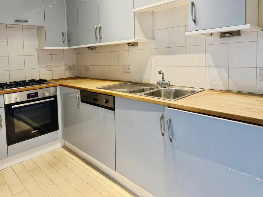 1 bedroom Flat for Letting The Broadway, OLD HATFIELD, Hertfordshire