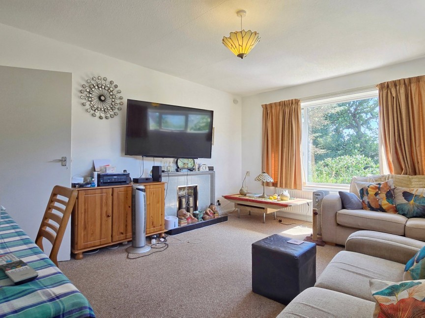 2 bedroom Bungalow for Sale Ampthill, Bedfordshire