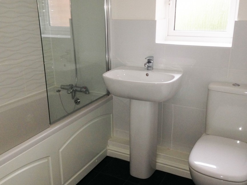 4 bedroom House for Letting Oakley Gardens, Luton, Bedfordshire