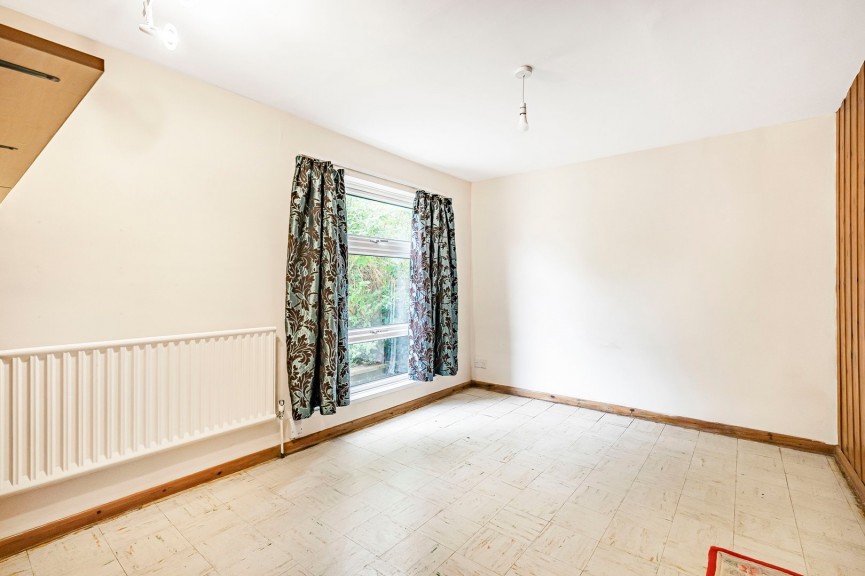 4 bedroom Bungalow for Sale The Ryde, Hatfield, Hertfordshire
