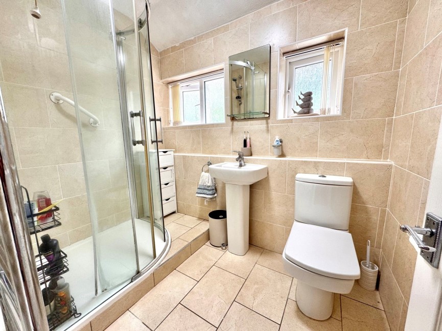 3 bedroom House for Sale Ivel Way, BALDOCK, Hertfordshire