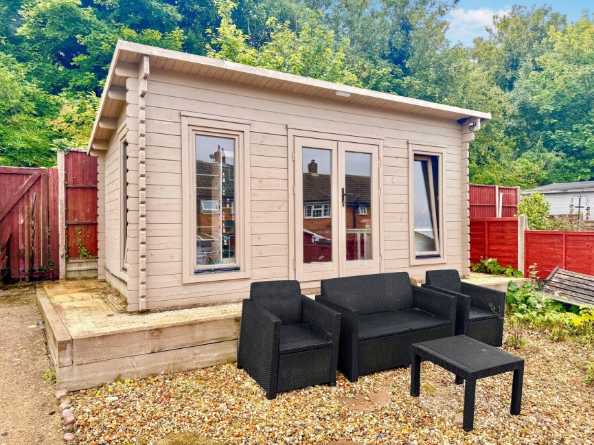 3 bedroom House for Sale Ivel Way, BALDOCK, Hertfordshire