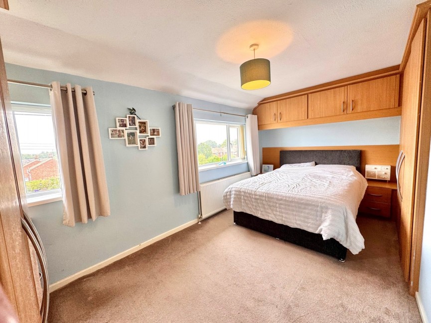 3 bedroom House for Sale Ivel Way, BALDOCK, Hertfordshire