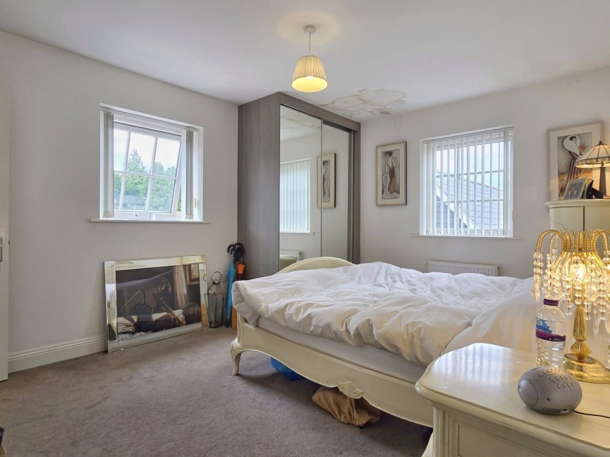 2 bedroom Flat for Sale Ampthill, Bedfordshire