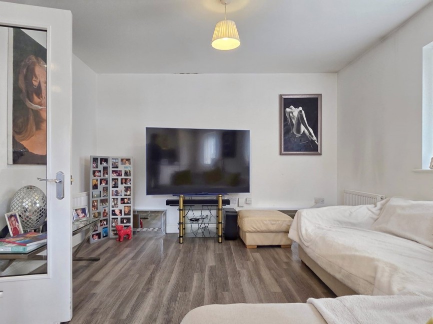 2 bedroom Flat for Sale Ampthill, Bedfordshire