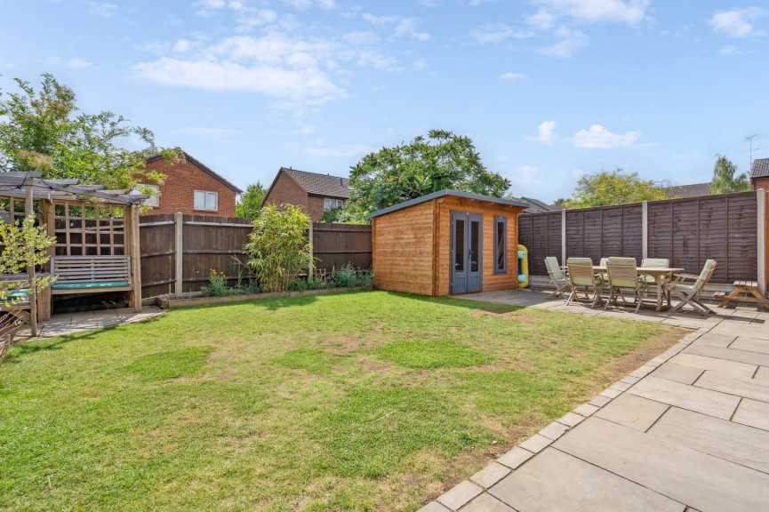 4 bedroom House for Sale Browning Drive, Hitchin, Hertfordshire