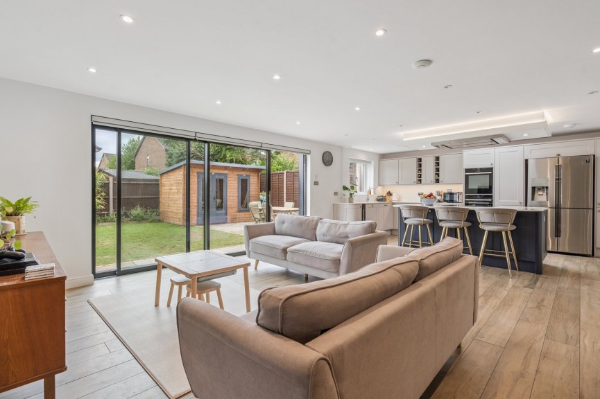 4 bedroom House for Sale Browning Drive, Hitchin, Hertfordshire