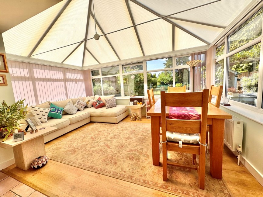 2 bedroom House for Sale High Street, Hinxworth, BALDOCK, Hertfordshire