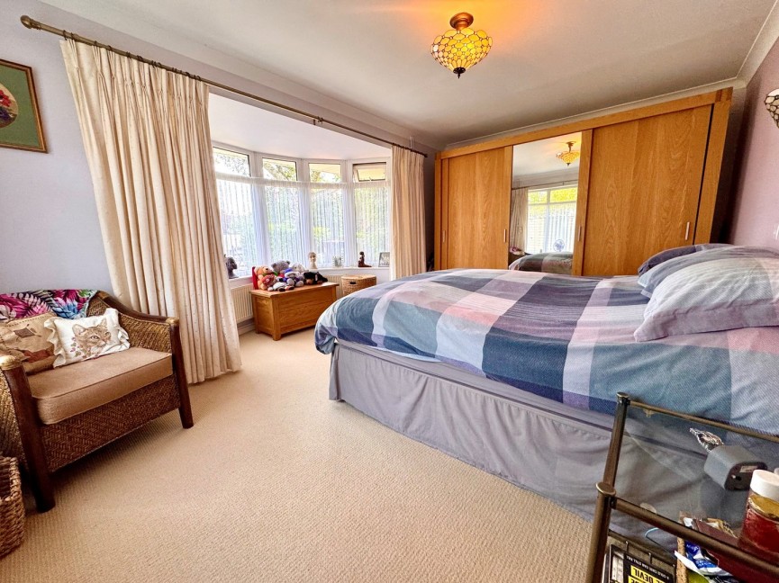 2 bedroom House for Sale High Street, Hinxworth, BALDOCK, Hertfordshire