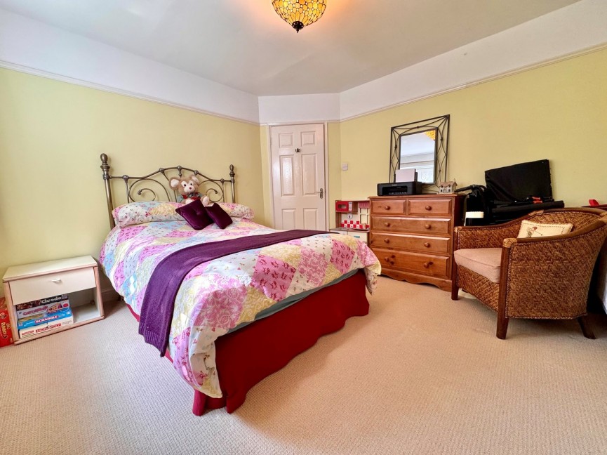 2 bedroom House for Sale High Street, Hinxworth, BALDOCK, Hertfordshire