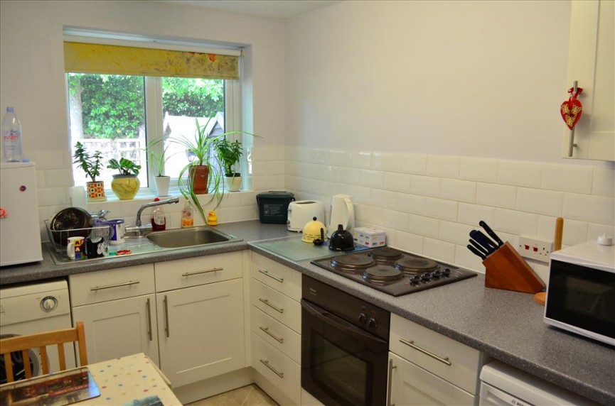 1 bedroom Flat for Letting King James Way, Royston