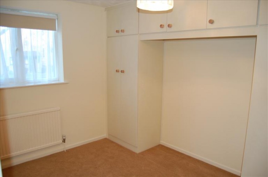 1 bedroom Flat for Letting King James Way, Royston