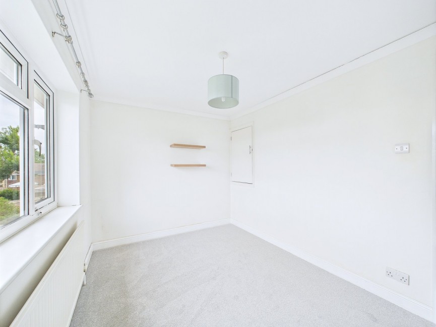 2 bedroom House for Sale Keats Way, Hitchin, Hertfordshire
